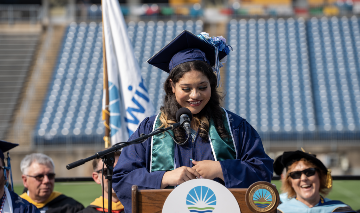 Jayana Rodriguez student commencement address